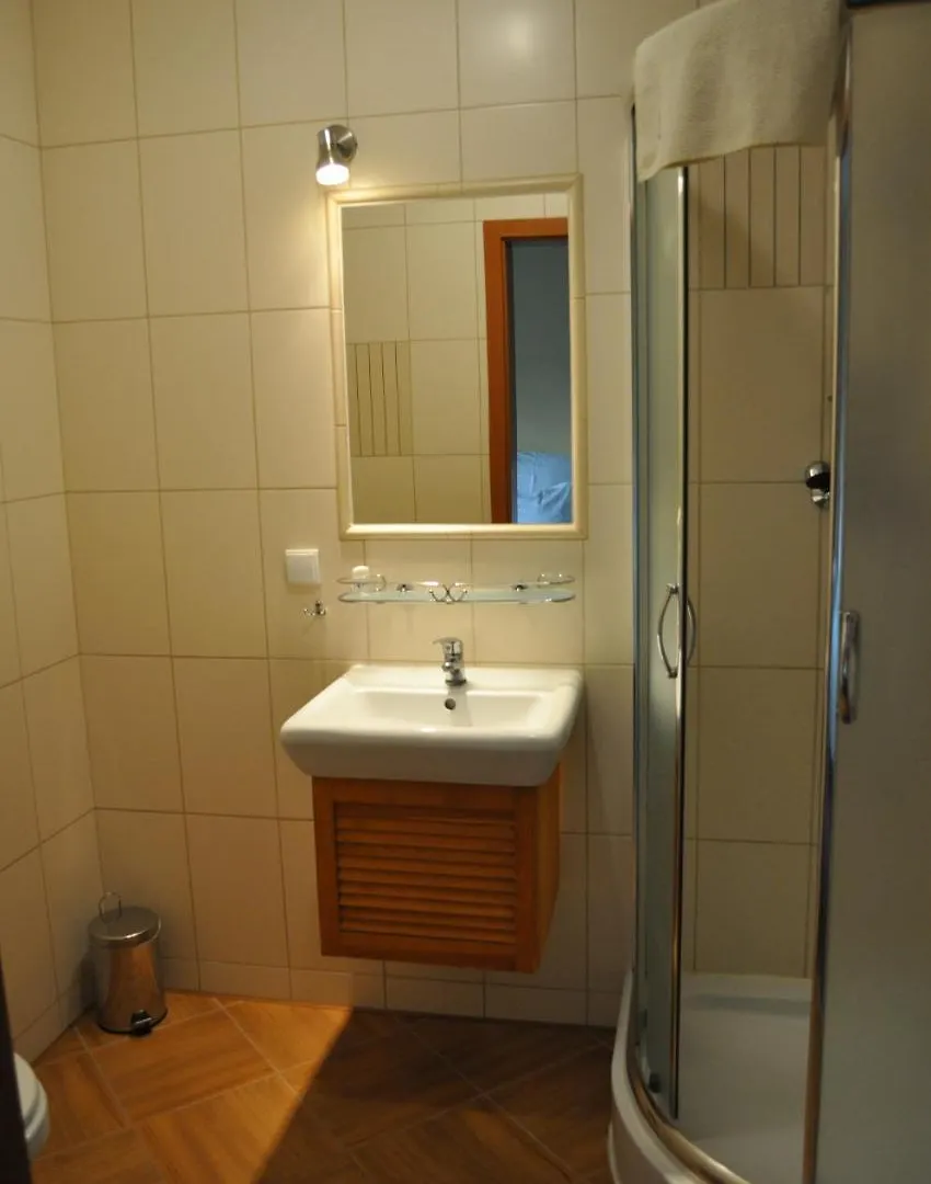 Hotel Monali Karpacz 3*,